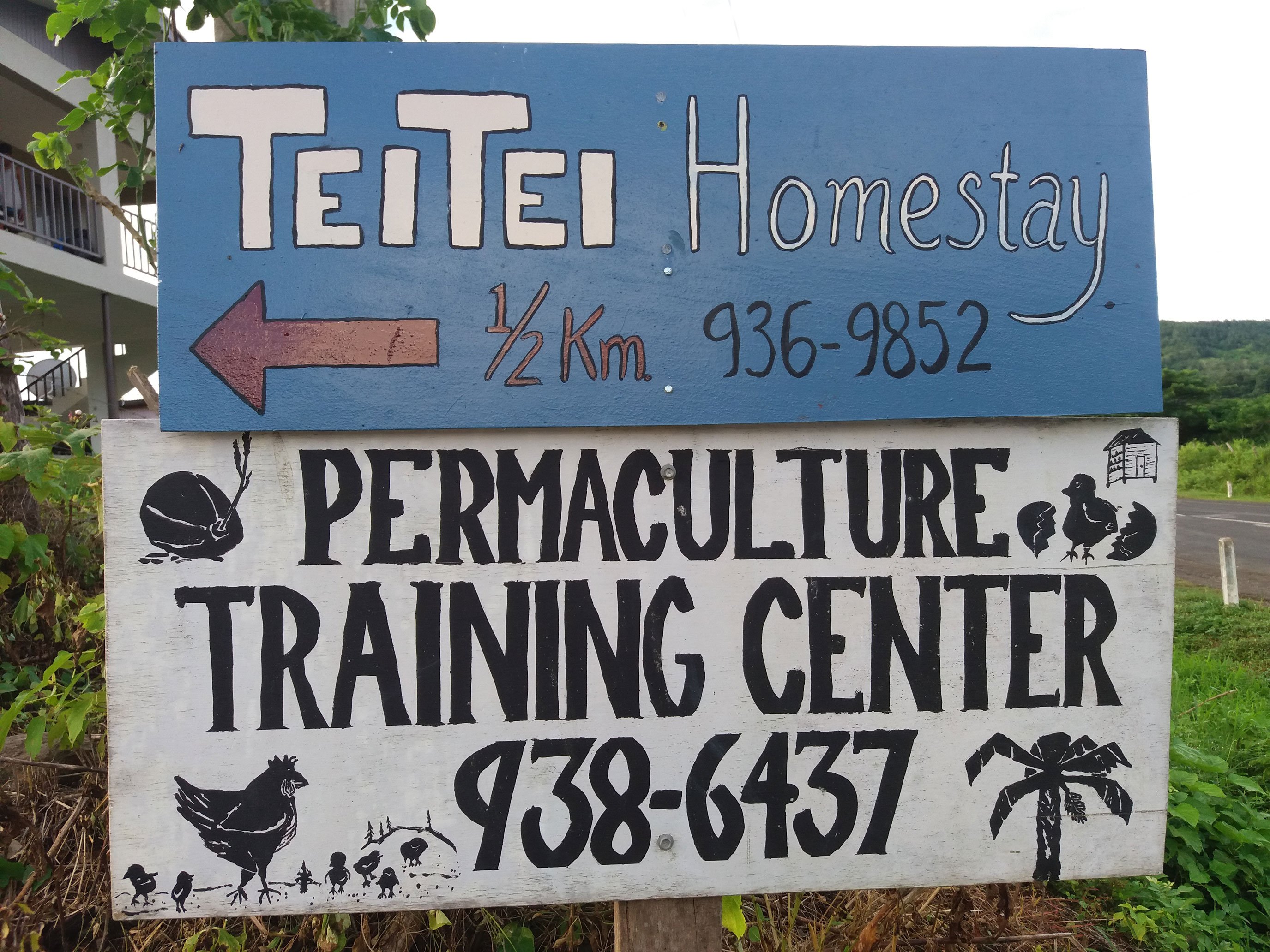 Teitei Farmstay Road Sign