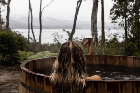 Blueberry Bay Cottage Hot Tub Tasmania Slow Stay