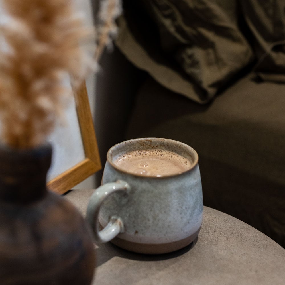 Sleep-Please-Cacau-Bedside-Table