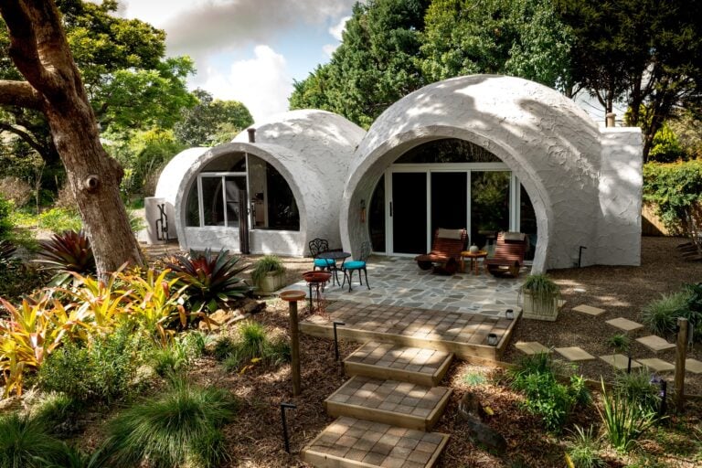 Igloo Daytime slow stays 768x512